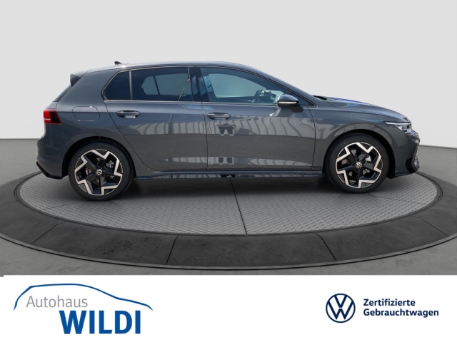 Golf R-Line 1.5 eTSI DSG*Sportpaket*Navi*LED*ACC*