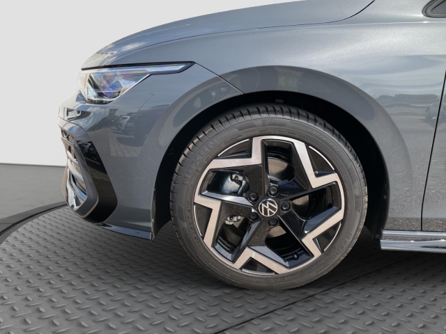 Golf R-Line 1.5 eTSI DSG*Sportpaket*Navi*LED*ACC*