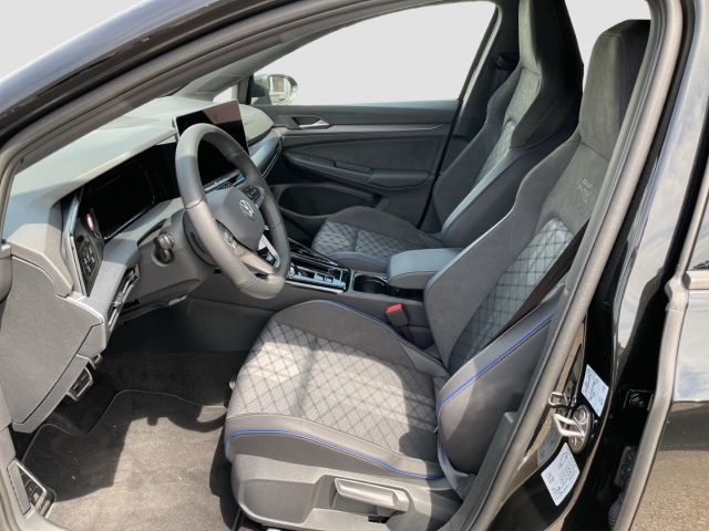 Golf R-Line 1.5 eTSI DSG* Sportpaket*Navi*LED*