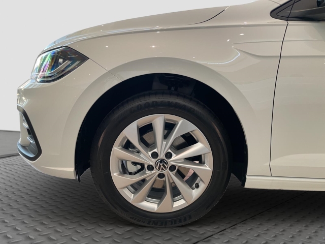 Polo Style 1.0 TSI DSG*Navi*LED*ACC*RFK*