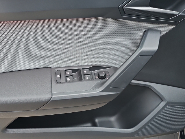 Ibiza FR 1.0 TSI DSG*Facelift*Navi* LED*ACC*RüKa*SHZ*