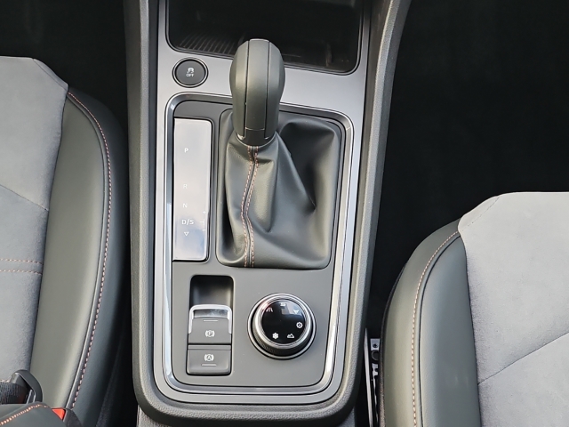 Ateca VZ 4D DSG* Tribe Ed.*Navi*AHK*LED* RpüKa*