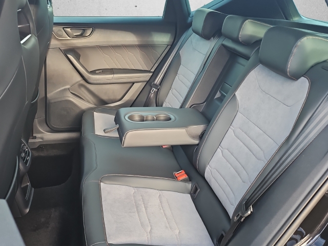 Ateca VZ 4D DSG* Tribe Ed.*Navi*AHK*LED* RpüKa*
