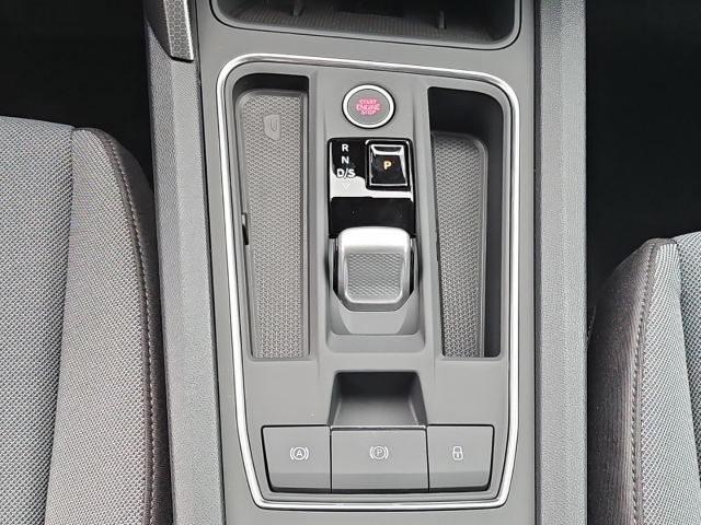 Leon 1.5 eTSI Road Ed. DSG*Navi*LED*ACC*RüKa*