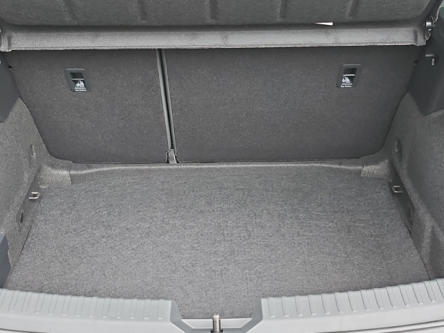 Leon 1.5 eTSI Road Ed. DSG*Navi*LED*ACC*RüKa*