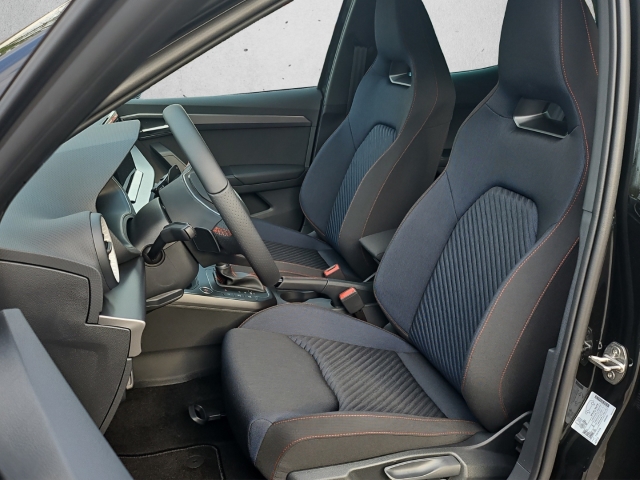 Arona FR 1.0 TSI DSG*Navi*AHK*LED*ACC*SHZ*RüKa*