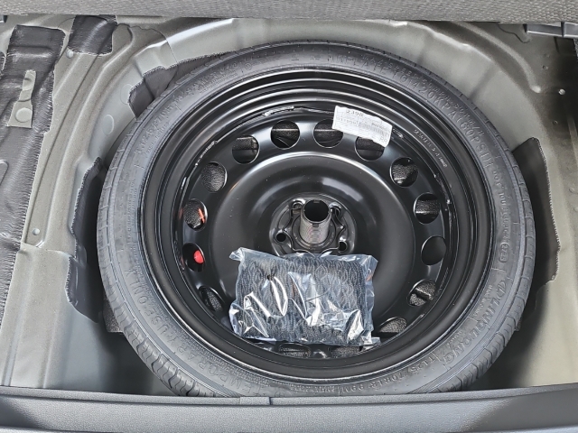 Arona FR 1.0 TSI DSG*Navi*AHK*LED*ACC*SHZ*RüKa*