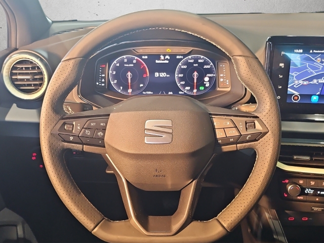 Arona 1.0 TSI Style DSG*Navi*LED*RüKa*SHZ*AHK*