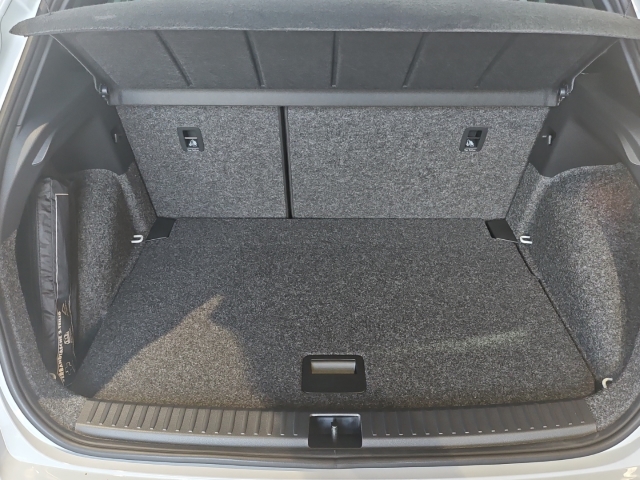 Arona 1.0 TSI Style DSG*Navi*LED*RüKa*SHZ*AHK*