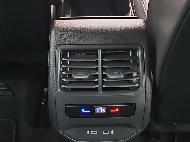 Leon VZ 1,4 eHy*DSG*Navi*LED*PDC*ACC*SHZ*