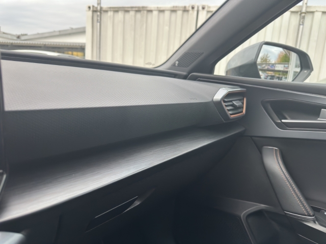 Leon 2.0 TSI VZ*DSG*Navi*LED*RüKa*SHZ*