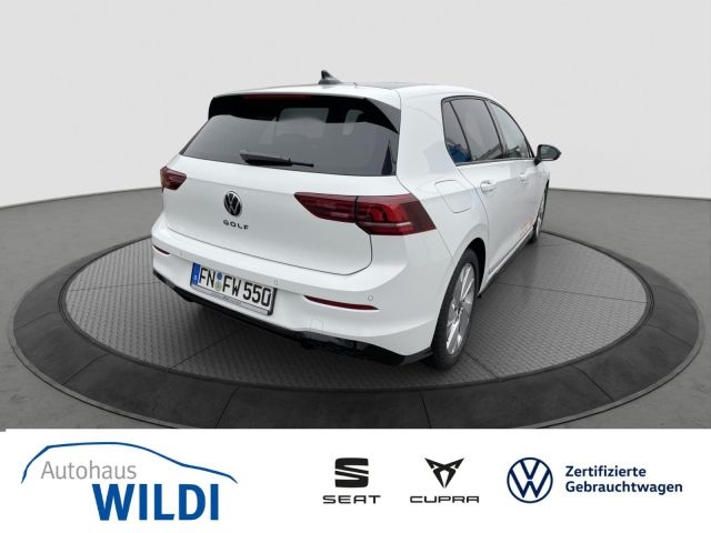 Golf VIII R-Line 1.5 TSI LED NAVI RüKa ACC SHZ