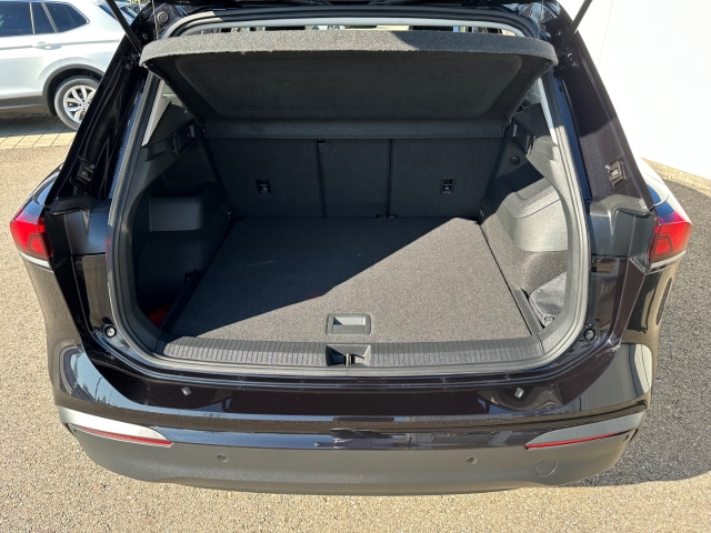 Tiguan Life 1.5eTSI DSG*LED*NAVI*AHK*RFK*ACC*SHZ