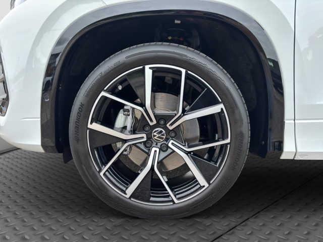 Tayron R-Line 2.0 TDI 4Motion*Sportpaket*StandHZG*AHK*