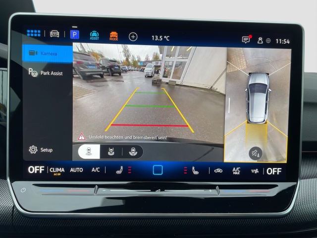 Golf VIII R Black Edition 2.0 TSI 4M DSG LED*AHK*PANO*