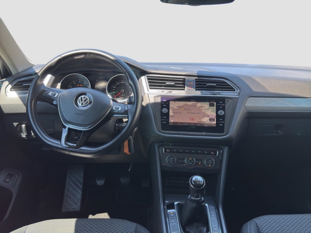 Tiguan Allspace Comf.1.5 TSI*7 Sit.*Navi*AHK*PDC*