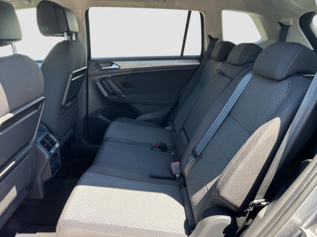 Tiguan Allspace Comf.1.5 TSI*7 Sit.*Navi*AHK*PDC*