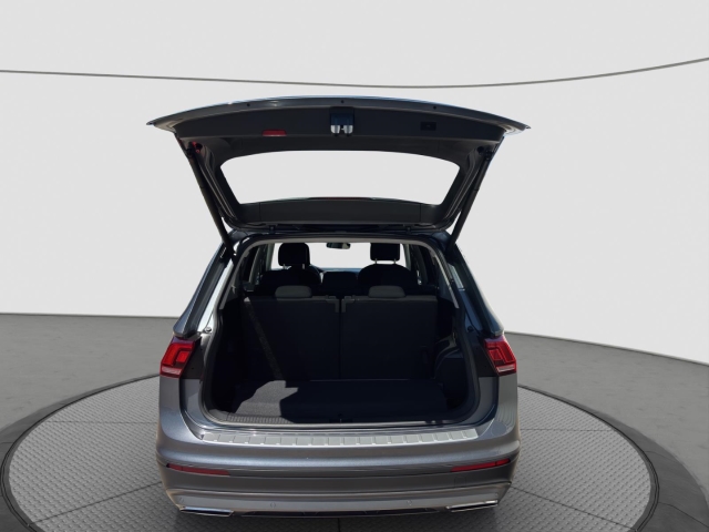 Tiguan Allspace Comf.1.5 TSI*7 Sit.*Navi*AHK*PDC*