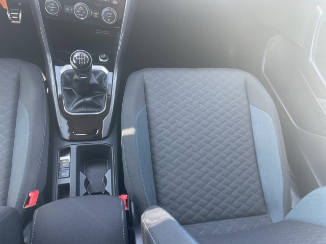 T-Roc IQ.DRIVE 1.5 TSI*Navi*ACC*Apple CarPlay*