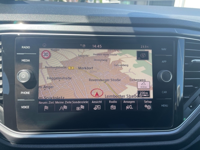 T-Roc IQ.DRIVE 1.5 TSI*Navi*ACC*Apple CarPlay*