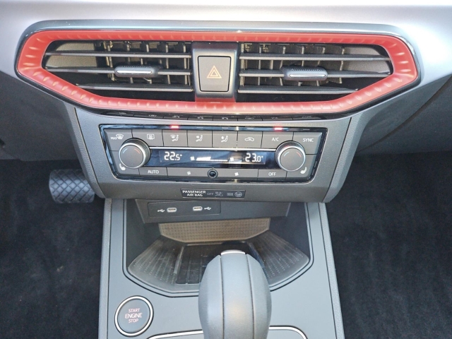 Ibiza FR 1.0 TSI DSG*Navi*LED*ACC*SHZ*RüKa*ACC*