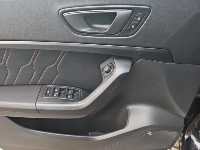 Ateca 1.5 TSI DSG*AHK*Navi*Digitales Cockpit*Soundsystem*