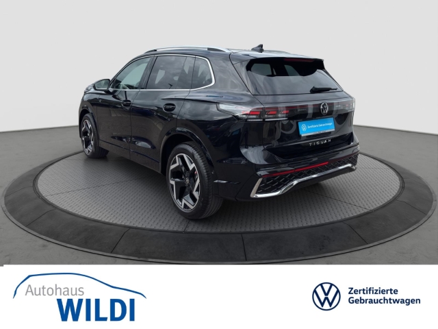 Tiguan R-Line 2.0 TDI DSG*AHK*Navi*Massagesitze*