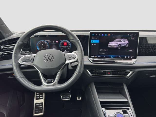 Tiguan R-Line 2.0 TDI DSG*AHK*Navi*Massagesitze*