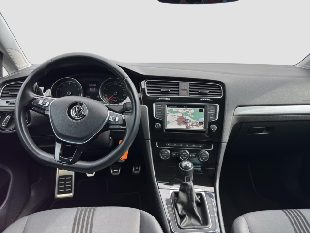 Golf VII Allstar 1.2 TSI*Navi*SHZ*Fernlichtass.*