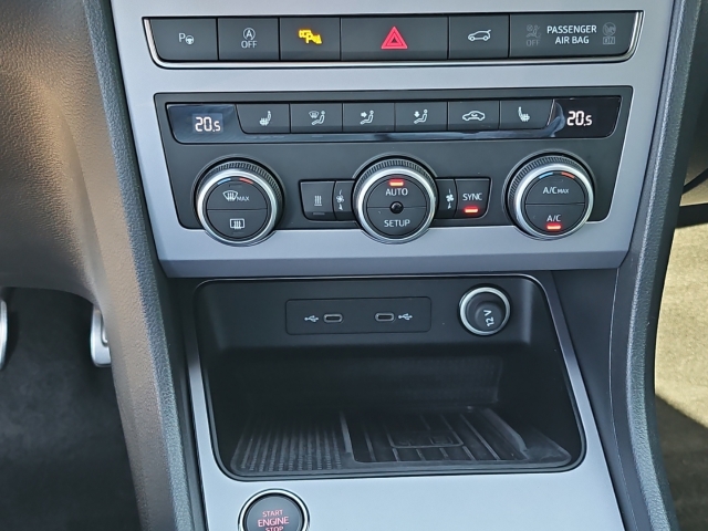 Ateca FR 2.0 TDI AHK*Navi*StHz*LED*RüKa*SHZ*