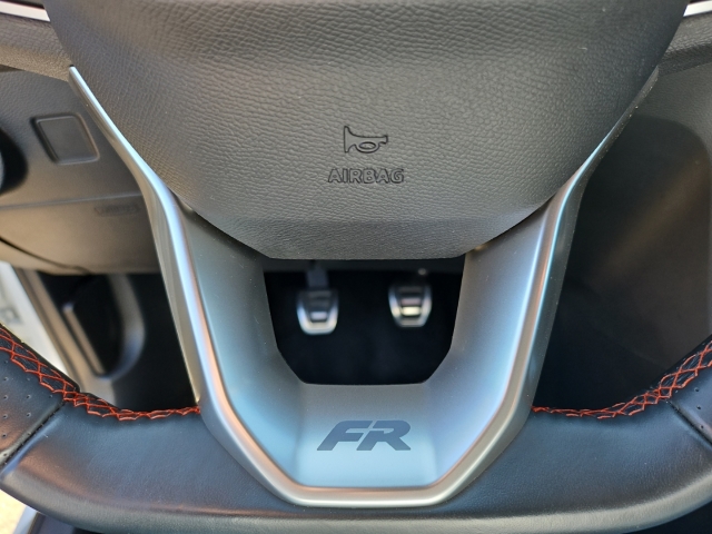 Ateca FR 2.0 TDI AHK*Navi*StHz*LED*RüKa*SHZ*