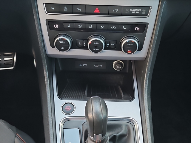 Ateca FR 2.0 TDI  Navi*StHz*RüKa360°*AHK*SHZ*ACC*