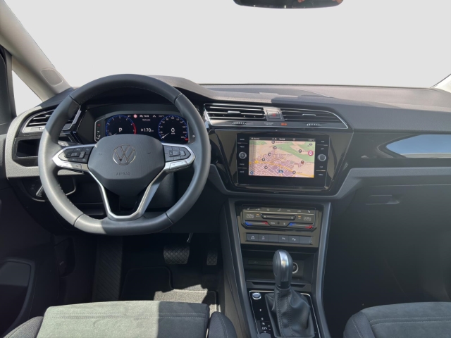 Touran Highline 1.5 TSI DSG*StandHZG*AHK*Pano*Navi*