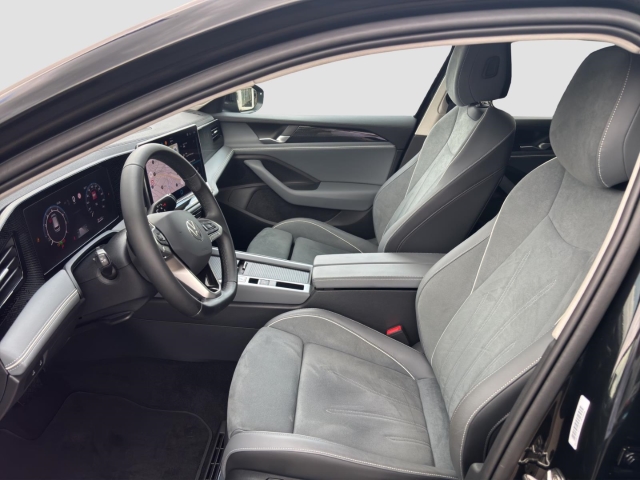 Passat Business 1.5 eTSI *DSG*AHK*Navi*SHZ*LED*