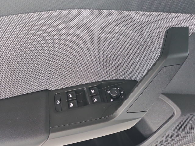 Leon Edition 1.5 eTSI*DSG*Navi*LED*RüKa*SHZ*