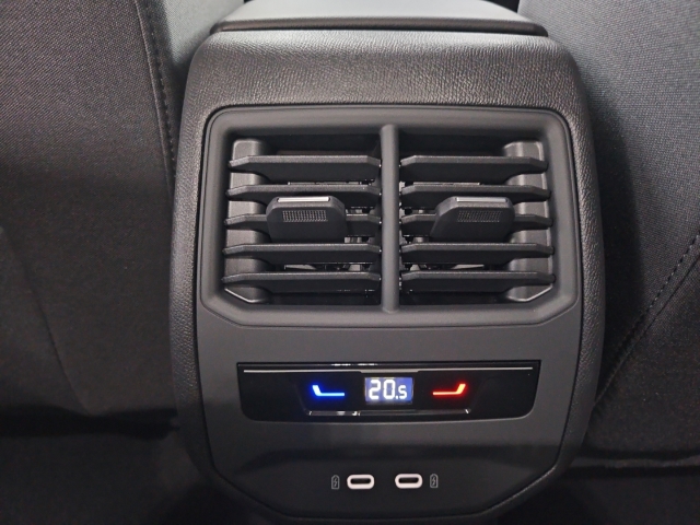 Leon Edition 1.5 eTSI*DSG*Navi*LED*RüKa*SHZ*