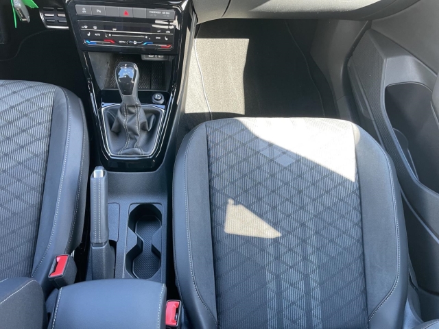 T-Cross R-Line 1.5 TSI DSG*Sportpaket*AHK*Navi*