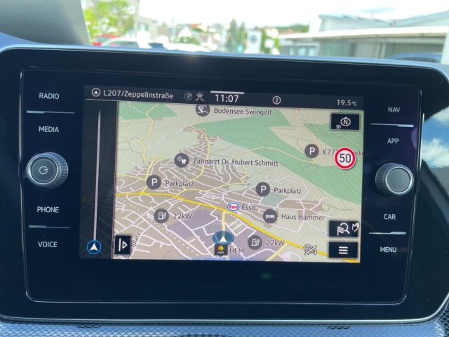 T-Cross R-Line 1.5 TSI DSG*Sportpaket*AHK*Navi*