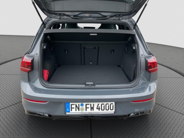 Golf R-Line 1.5 eTSI DSG*Sportpaket*Navi*LED*ACC*