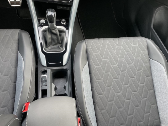 T-Roc Goal 1.5 TSI DSG*AHK*Navi*LED*ACC*Apple CarPlay*