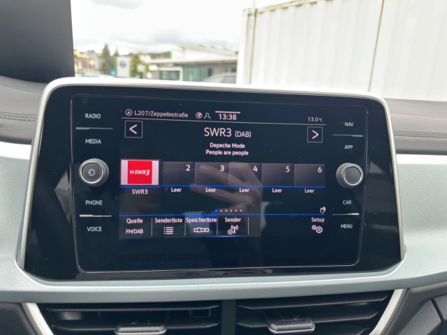 T-Roc Goal 1.5 TSI DSG*AHK*Navi*LED*ACC*Apple CarPlay*