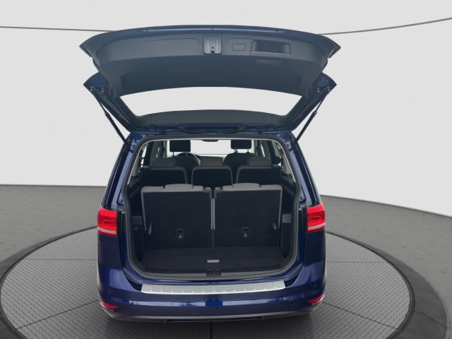 Touran Comfortline 1.5 TSI DSG*AHK*Navi*ACC*