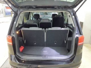 Touran Comfortline 1.5 TSI DSG*AHK*Navi*ACC*
