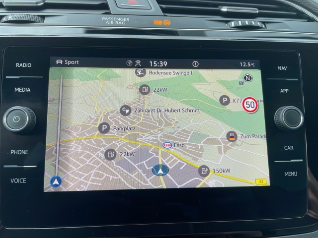 Touran Comfl. DSG*7-Sitzer*Navi*AHK*ACC*RüKa*