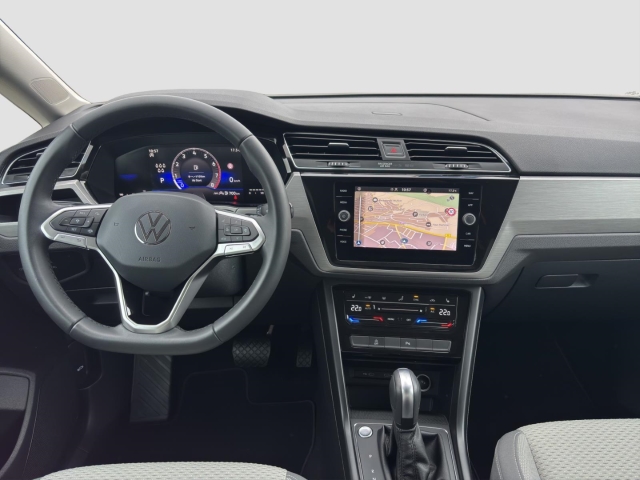 Touran Comfortline 1.5 TSI DSG*AHK*Navi*ACC*