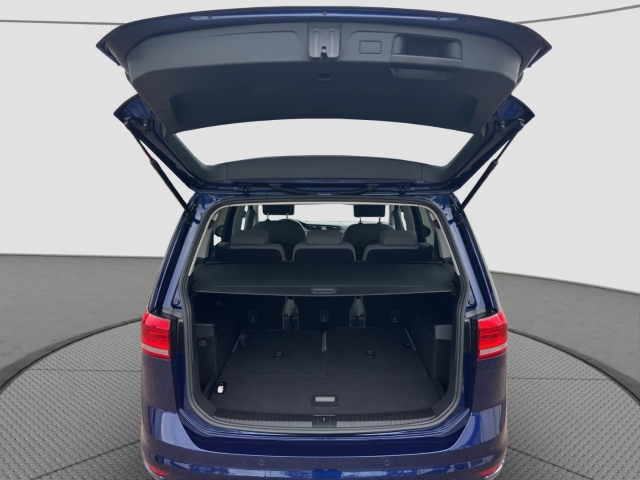 Touran Comfortline 1.5 TSI DSG*AHK*Navi*ACC*