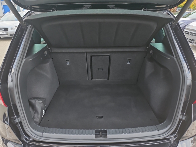 Ateca 4Drive 2.0 TSI DSG*Navi*LED*ACC*Pano*SHZ*