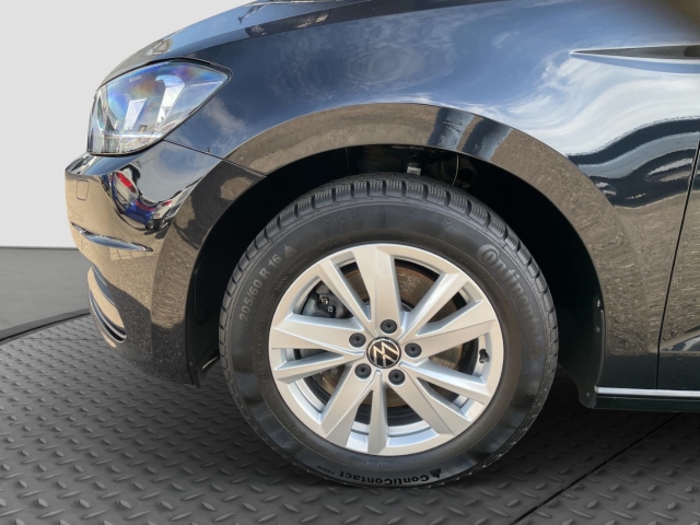 Touran 1.5 TSI Comfl. DSG*Navi*7-Sitzer*RüKa*Acc*