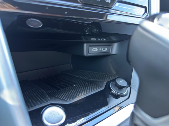 T-Roc GOAL 1.5 TSI DSG*AHK*Navi*LED*