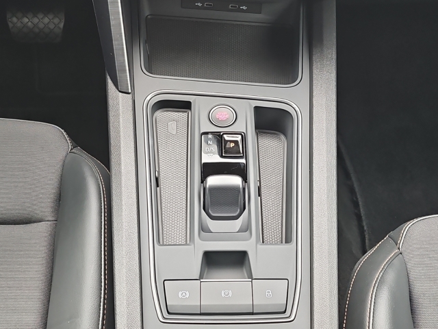 Leon 1.5 eTSI DSG*LED*ACC*Full Link*SHZ*